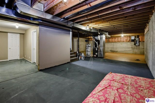 3411 E Hebron Lane, Shepherdsville, KY 40165