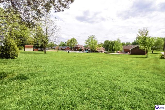 3411 E Hebron Lane, Shepherdsville, KY 40165