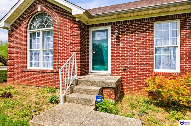 3411 E Hebron Lane, Shepherdsville, KY 40165