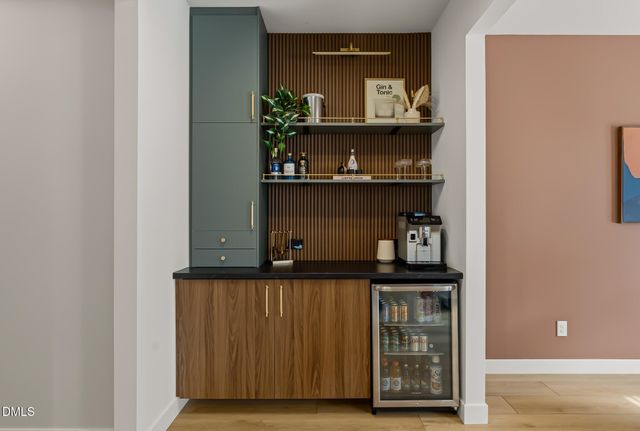 618 Metro Station, Apex, NC 27502