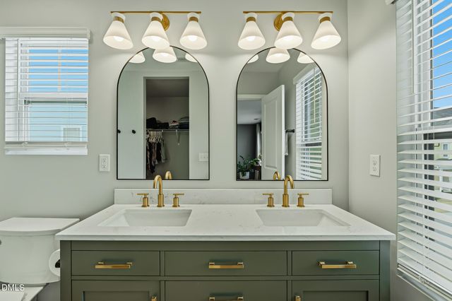 618 Metro Station, Apex, NC 27502