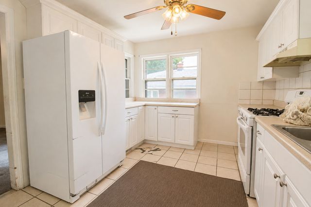 1067 Wentworth Avenue, Calumet City, IL 60409