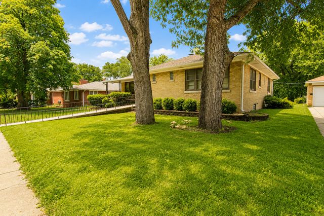 1067 Wentworth Avenue, Calumet City, IL 60409