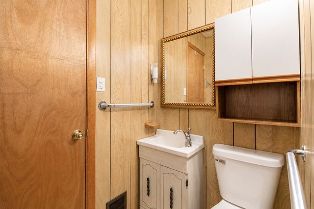 1067 Wentworth Avenue, Calumet City, IL 60409