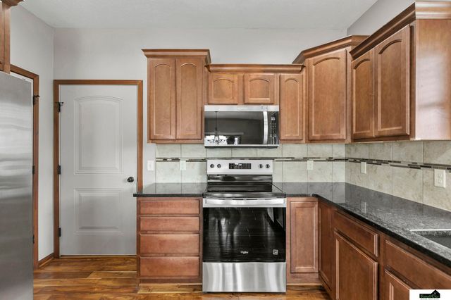 7537 S 79th Street, Lincoln, NE 68516
