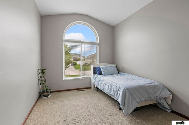 7537 S 79th Street, Lincoln, NE 68516