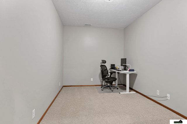 7537 S 79th Street, Lincoln, NE 68516