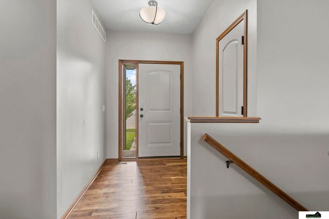7537 S 79th Street, Lincoln, NE 68516
