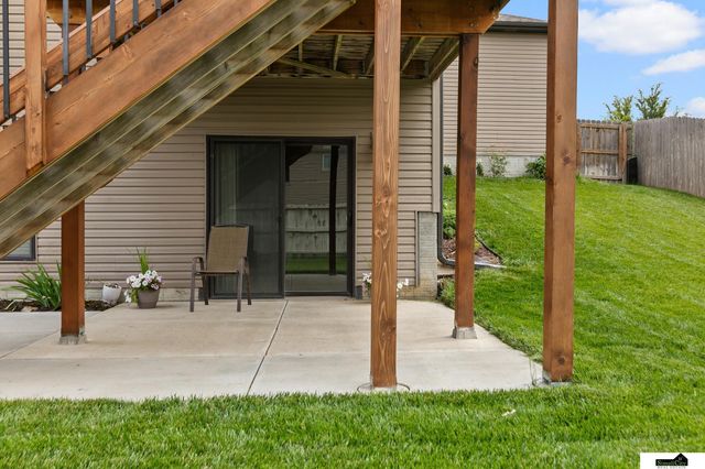 7537 S 79th Street, Lincoln, NE 68516