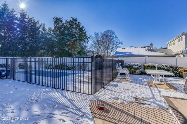 809 Wall Road, Spring Lake Heights, NJ 07762