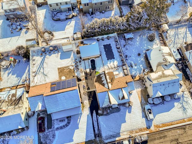 809 Wall Road, Spring Lake Heights, NJ 07762