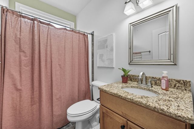 129 Roanoke Station Cir, Clarksville, TN 37043