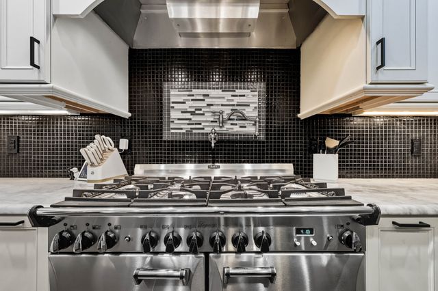 129 Roanoke Station Cir, Clarksville, TN 37043