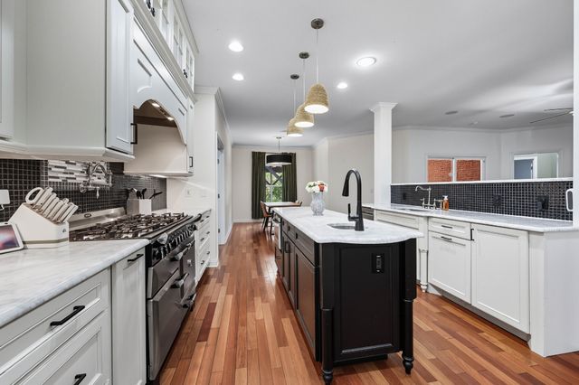 129 Roanoke Station Cir, Clarksville, TN 37043