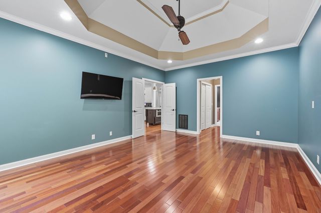 129 Roanoke Station Cir, Clarksville, TN 37043