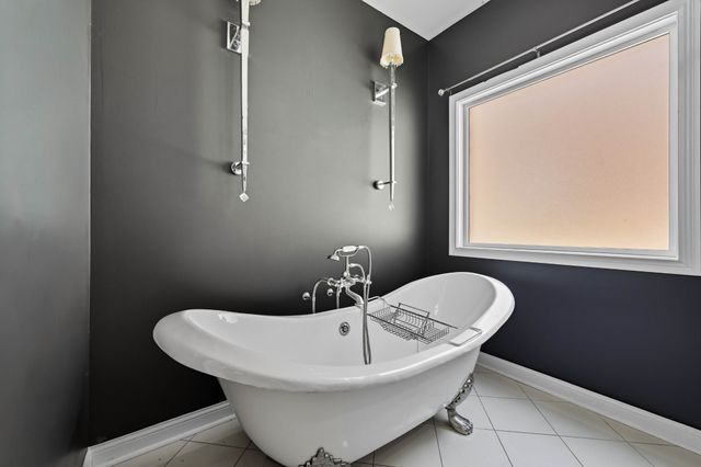 129 Roanoke Station Cir, Clarksville, TN 37043