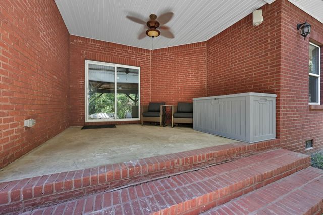 129 Roanoke Station Cir, Clarksville, TN 37043