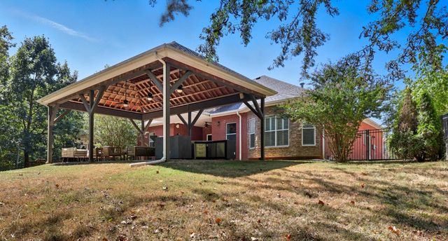 129 Roanoke Station Cir, Clarksville, TN 37043