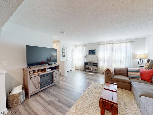 787 Pine Spring Drive, Painesville Twp, OH 44077