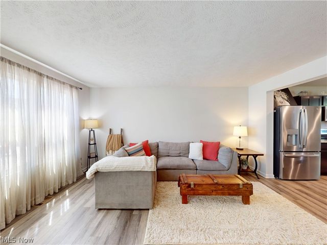 787 Pine Spring Drive, Painesville Twp, OH 44077