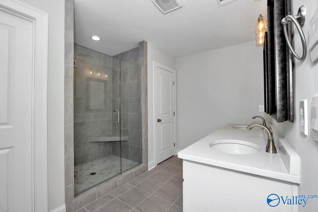 6554 Oak Meadow Drive, Owens Cross Roads, AL 35763