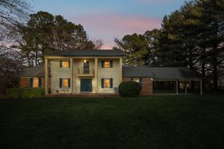 17 Cherry Ln, Morrison, TN 37357