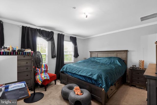 7102 FLAG HARBOR DR, District Heights, MD 20747