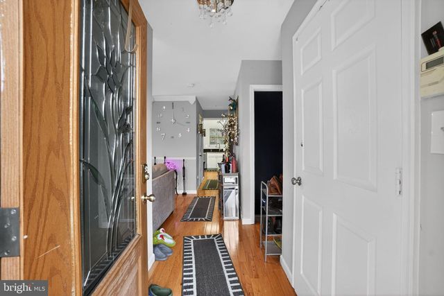 7102 FLAG HARBOR DR, District Heights, MD 20747
