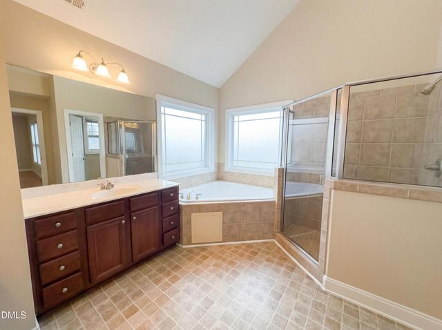 857 Ruth Circle, Fuquay Varina, NC 27526