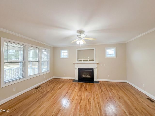 857 Ruth Circle, Fuquay Varina, NC 27526