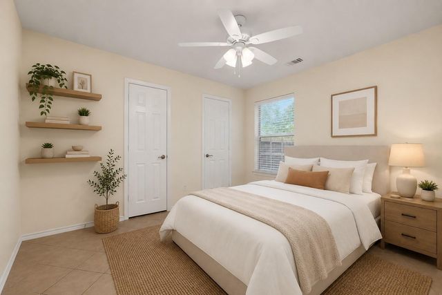 22 Fair Light Court, The Woodlands, TX 77382