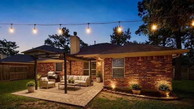 22 Fair Light Court, The Woodlands, TX 77382