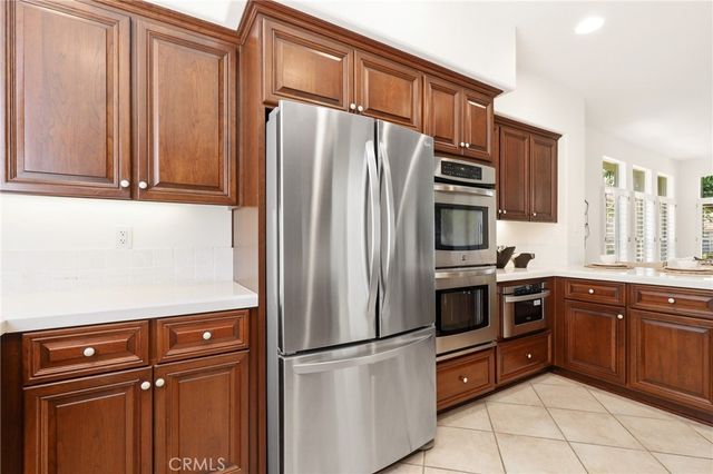 2 Via Empanada, Rancho Santa Margarita, CA 92688