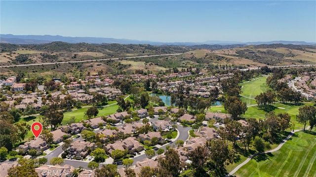 2 Via Empanada, Rancho Santa Margarita, CA 92688