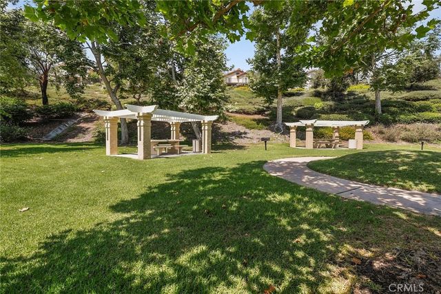2 Via Empanada, Rancho Santa Margarita, CA 92688