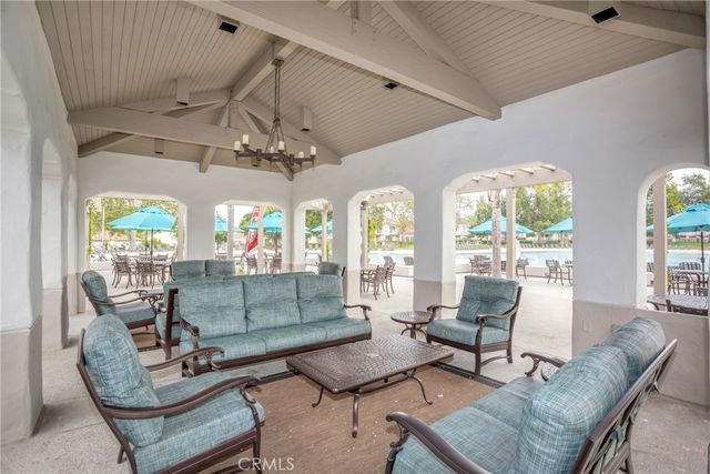 2 Via Empanada, Rancho Santa Margarita, CA 92688