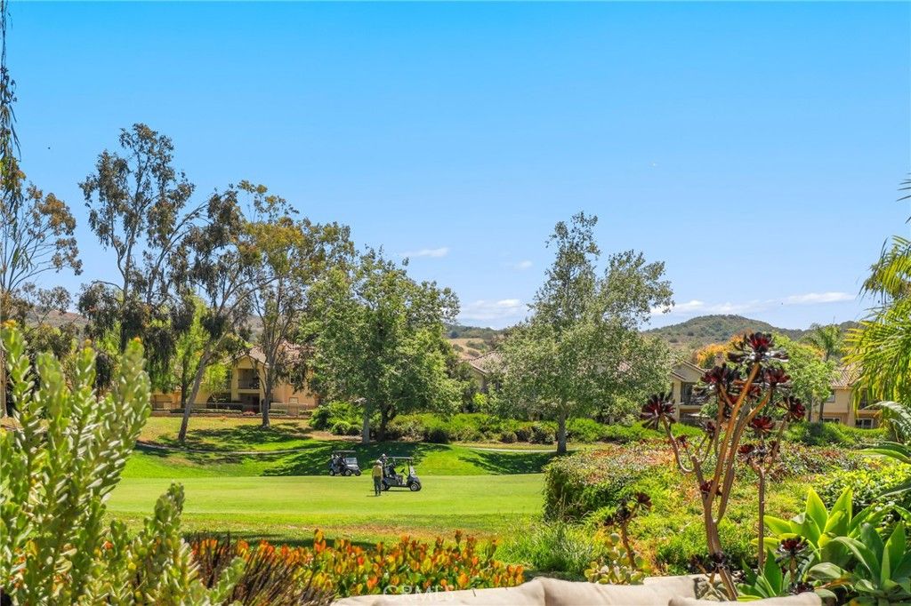 Image 29 of property listing at 2 Via Empanada, Rancho Santa Margarita, CA 92688