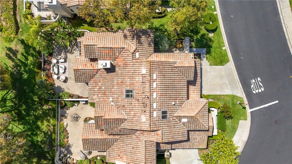 Image 32 of property listing at 2 Via Empanada, Rancho Santa Margarita, CA 92688
