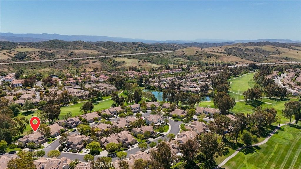 Image 40 of property listing at 2 Via Empanada, Rancho Santa Margarita, CA 92688