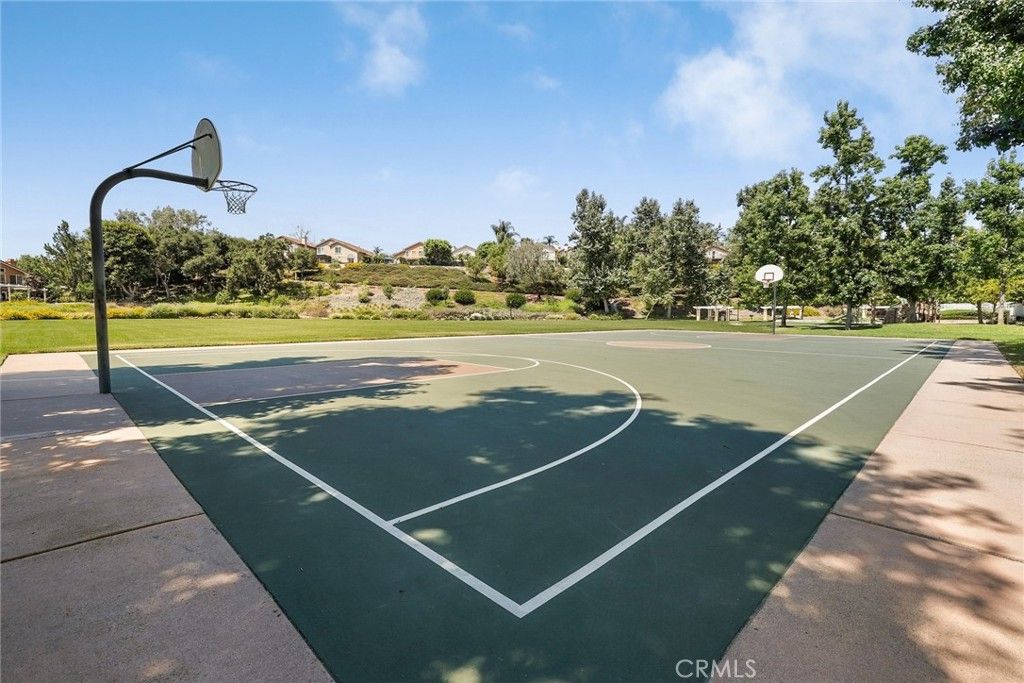 Image 48 of property listing at 2 Via Empanada, Rancho Santa Margarita, CA 92688