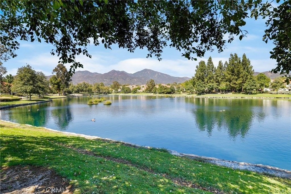 Image 63 of property listing at 2 Via Empanada, Rancho Santa Margarita, CA 92688