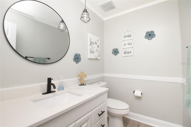 7018 OAKVIEW CIRCLE, Tampa, FL 33634