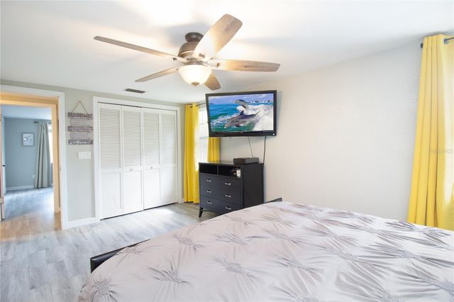 7018 OAKVIEW CIRCLE, Tampa, FL 33634