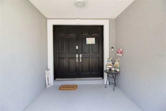 7018 OAKVIEW CIRCLE, Tampa, FL 33634