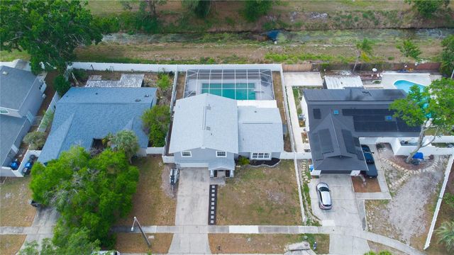 7018 OAKVIEW CIRCLE, Tampa, FL 33634