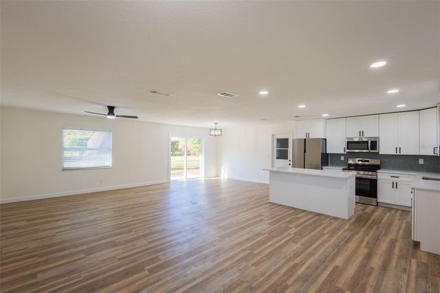 1517 HALLAM COURT N, Lakeland, FL 33813