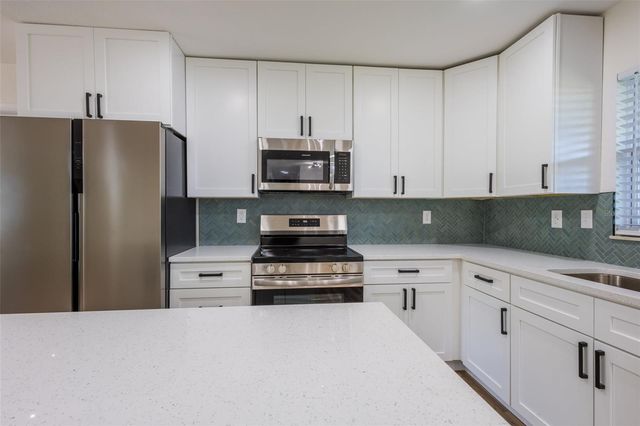 1517 HALLAM COURT N, Lakeland, FL 33813