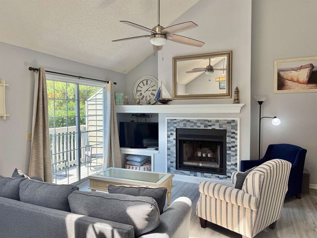 308 Cumberland Terrace Dr Apt 4E, Myrtle Beach, SC 29572
