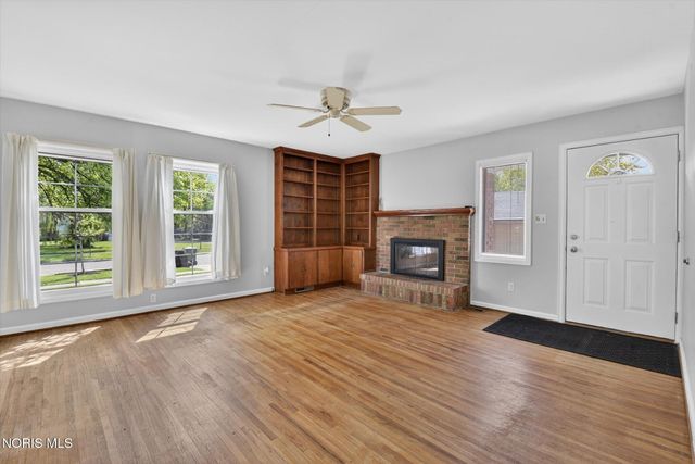 1253 Holgate Avenue, Maumee, OH 43537