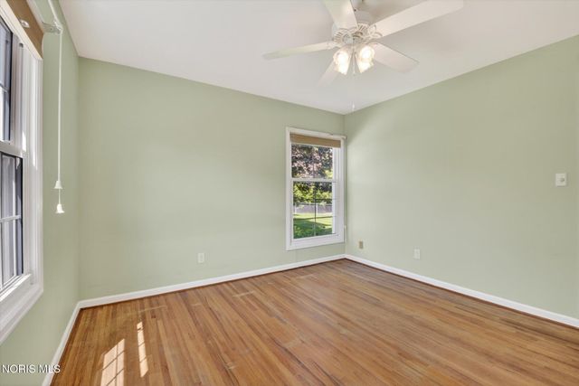 1253 Holgate Avenue, Maumee, OH 43537